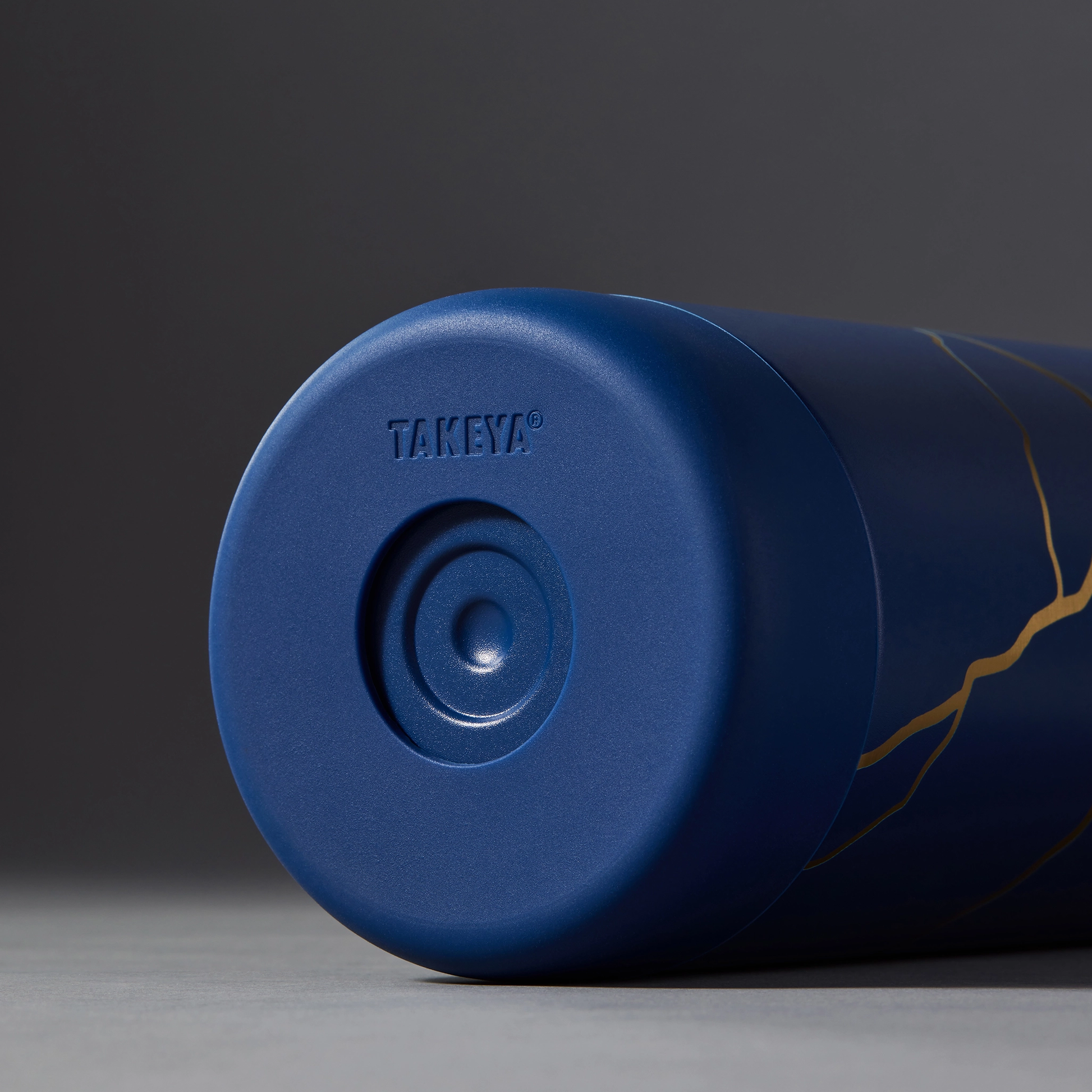 kintsugi-water-bottle-with-spout-lid-n2 51390-TK_HO25_Kintsugi_Takeya9249.png